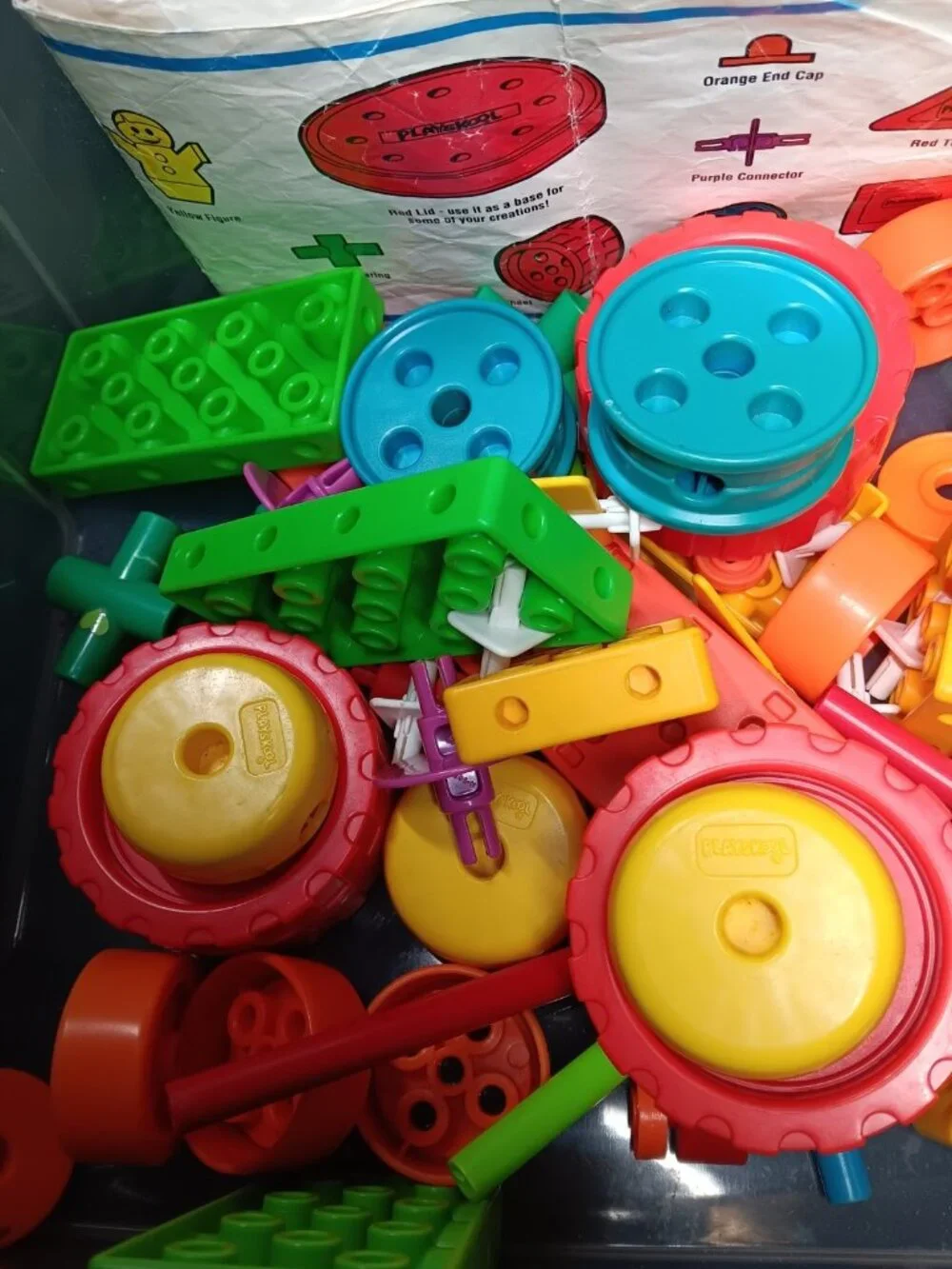 Plastic Tinker Toys  Mixed Lot of Random Parts and Pieces